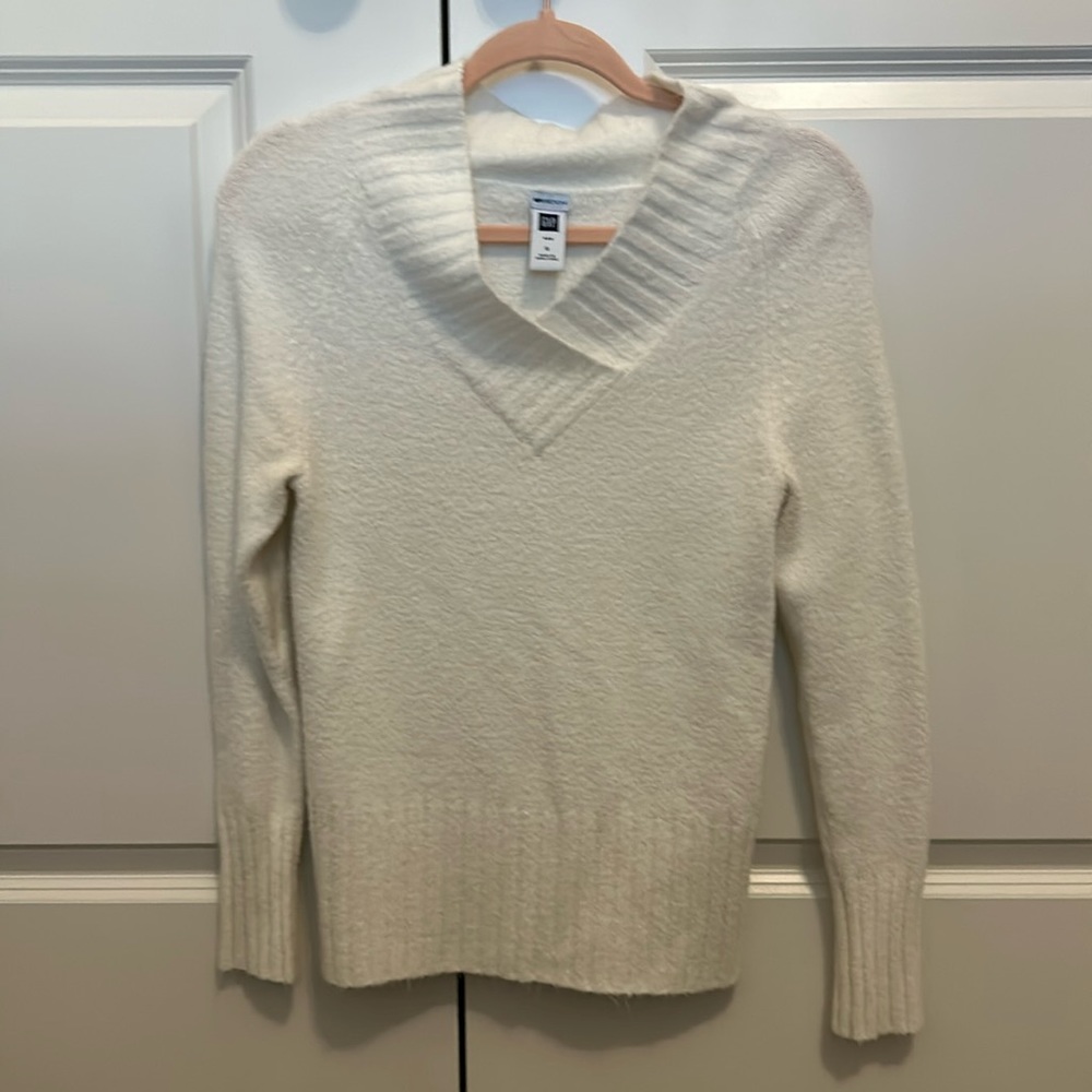 Super soft Gap stretch sweater